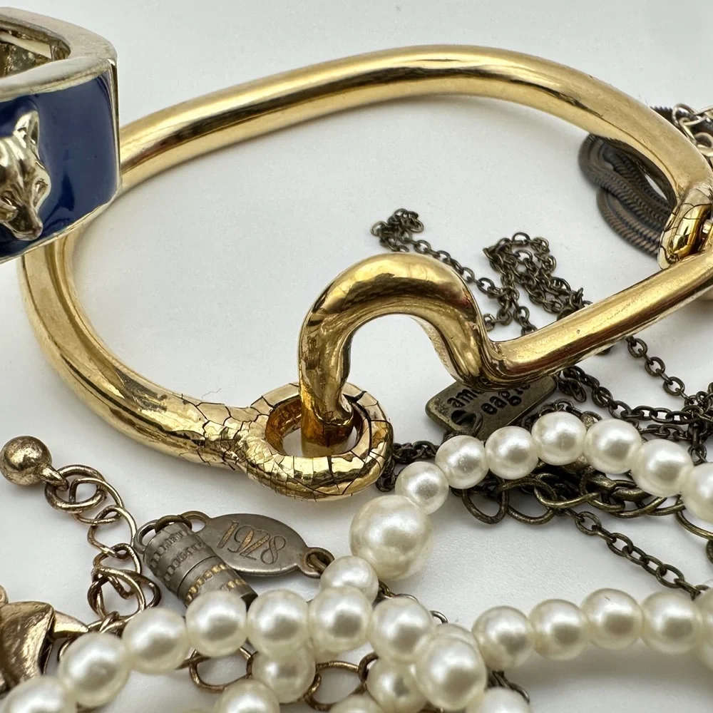 Estate Fashion Jewelry Lot Bundle of 15 Accessories VTG - Picture 5 of 7